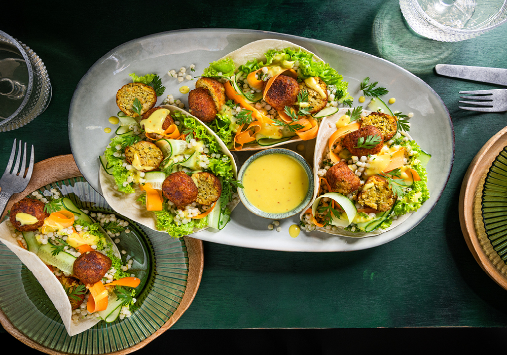 Honing-Mosterd Dressing - Mini wraps met falafel en parelcouscous B2B liggend